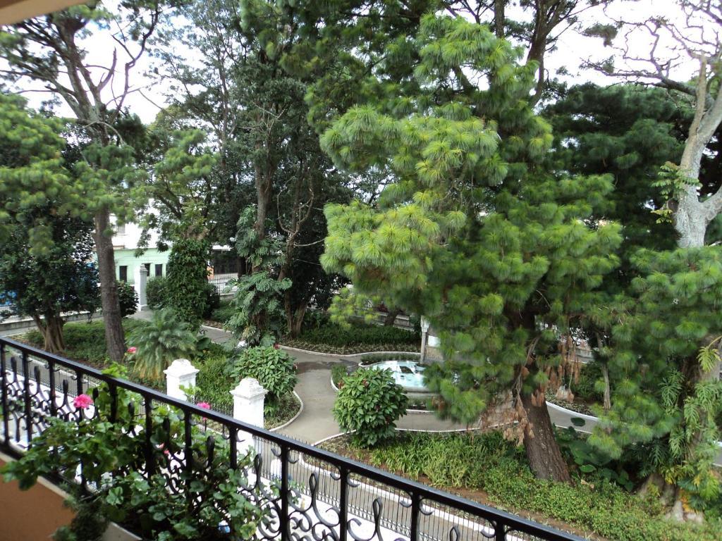 Hotel Cantabria Guatemala City Екстер'єр фото
