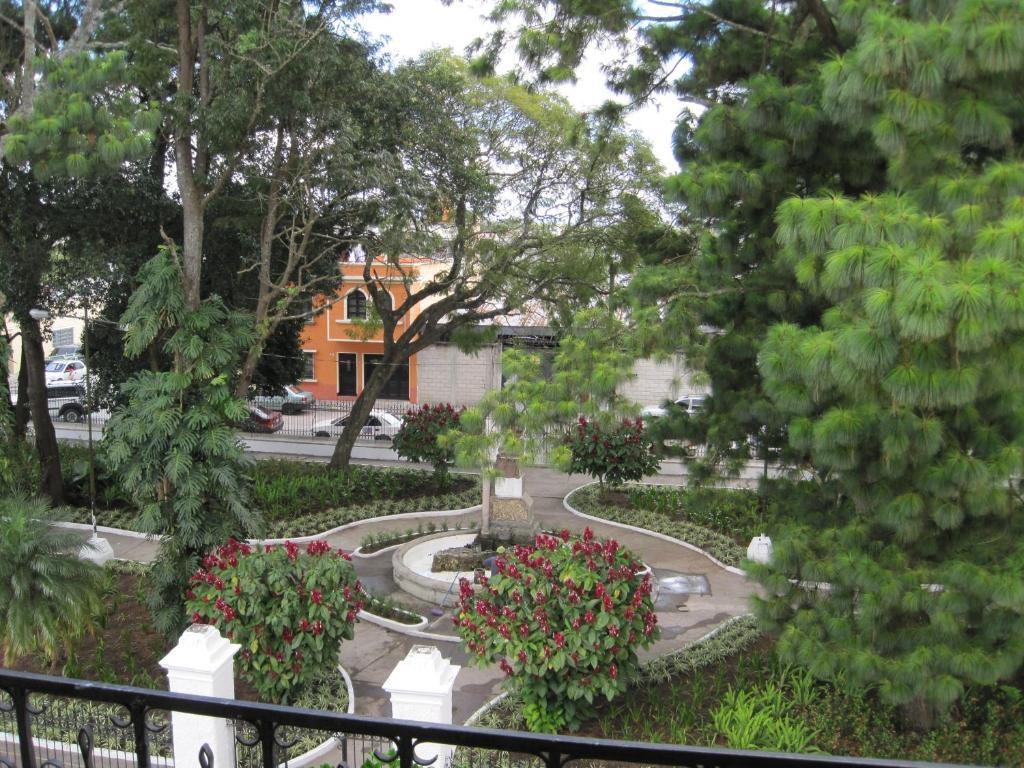 Hotel Cantabria Guatemala City Екстер'єр фото
